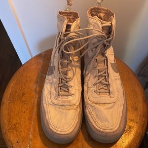 Nike AF 1 shell, size 8 women’s.